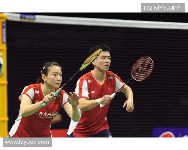 杭州羽毛球队与成都羽毛球队赛后复盘探讨灵活性表现与战术调整